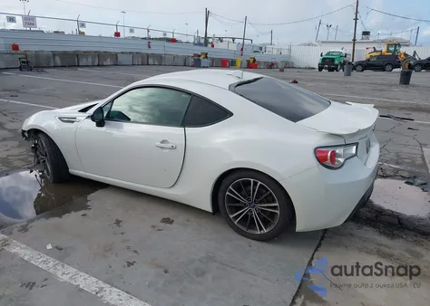 2016 Subaru Brz Limited z USA, uszkodzony, nr VIN JF1ZCAC15G8602337